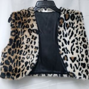 Vest leopard prints. Size m/L